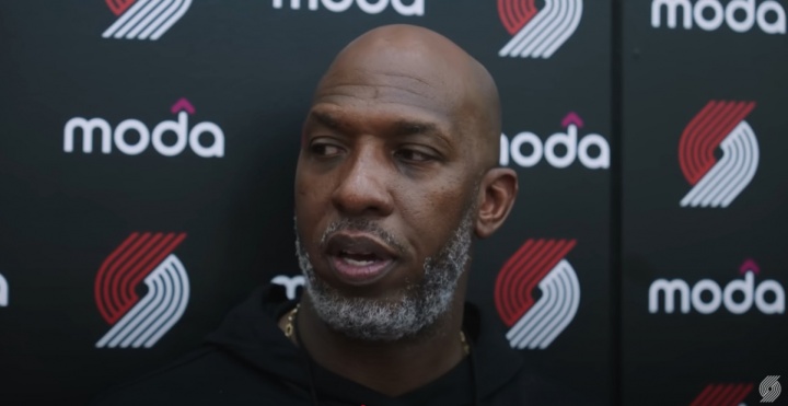 Billups：Yang Hansen在防守中有點落后 但他的表現(xiàn)仍然與我的期望保持一致